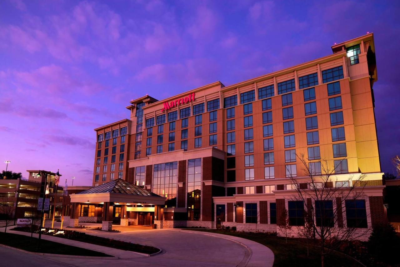 Marriott Bloomington Normal Hotel And Conference Center Εξωτερικό φωτογραφία