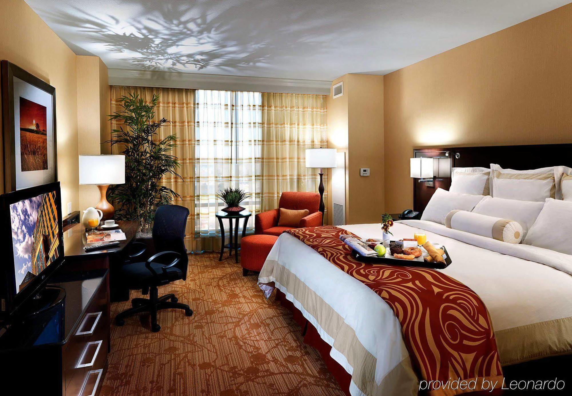 Marriott Bloomington Normal Hotel And Conference Center Δωμάτιο φωτογραφία